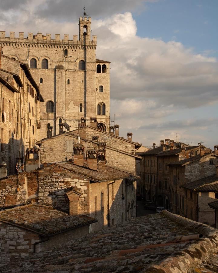 Casa Armanni - La Tua Casa Di Pietra Lägenhet Gubbio Exteriör bild