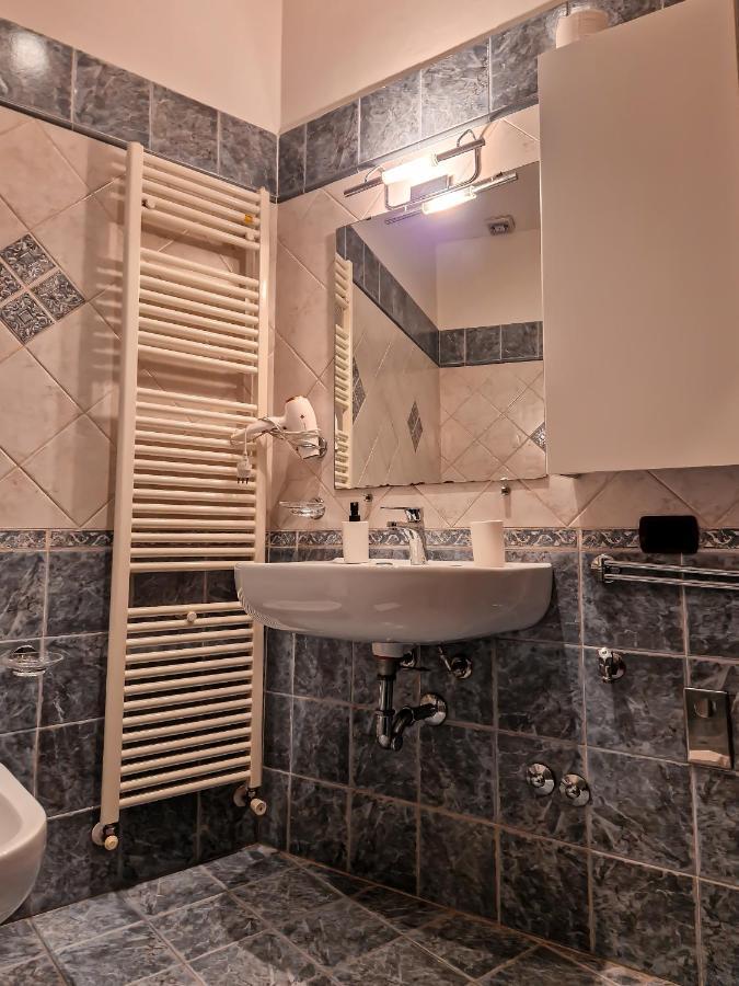 Casa Armanni - La Tua Casa Di Pietra Lägenhet Gubbio Exteriör bild