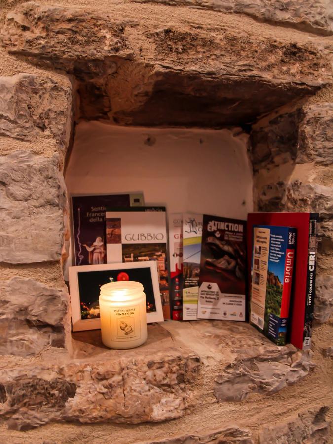 Casa Armanni - La Tua Casa Di Pietra Lägenhet Gubbio Exteriör bild